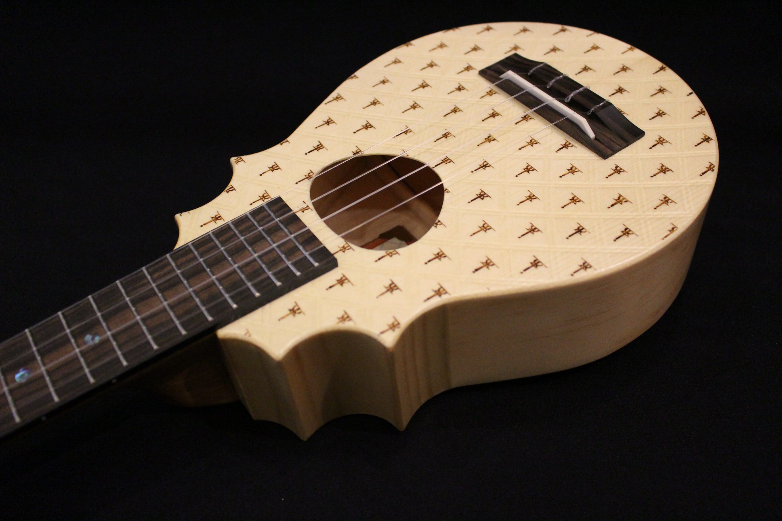 Pineapple store sunday ukulele