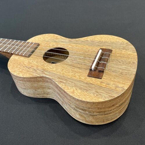 Ana'ole Mango Soprano