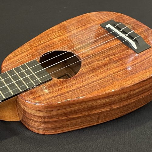 KoAloha KSM-03 Gloss Koa Pineapple Soprano Longneck