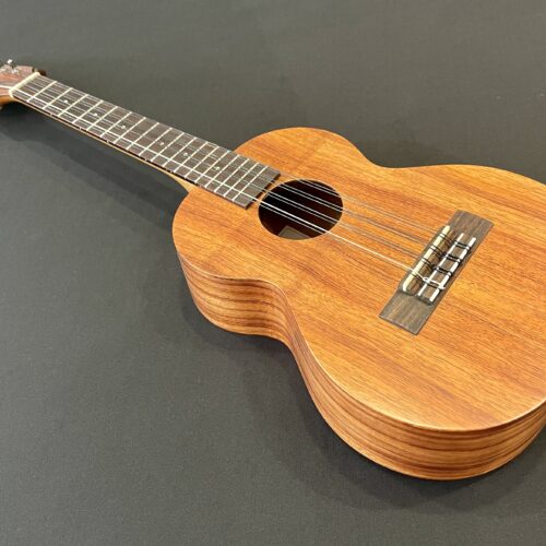Kamaka HF-38 8-String Tenor