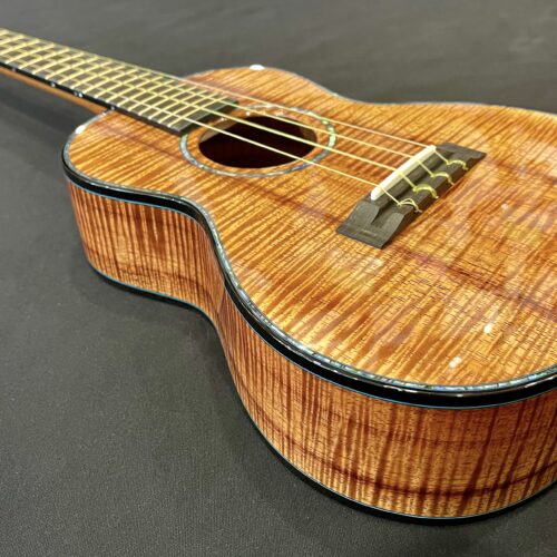 Ko'olau 2023 CS Curly Hawaiian Koa Tenor #230624
