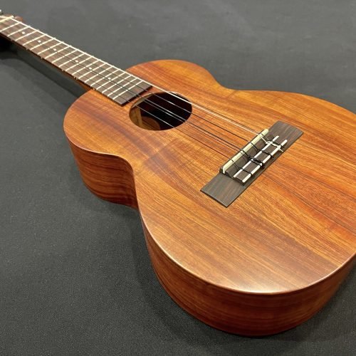 Kamaka HF-36 Tenor 6 String