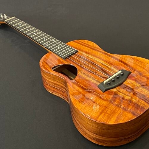 Kanile'a D-1 T Core D Sound Hole